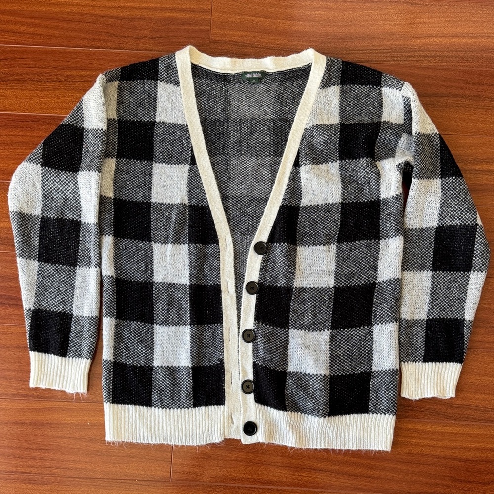 Wild Fable Plaid Black and Cream Cardigan